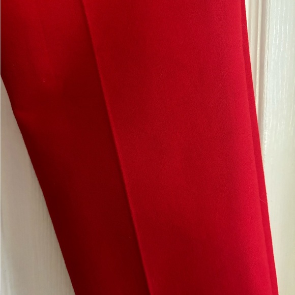 Cropped Ruffle Red Pants - Picture 3 of 7